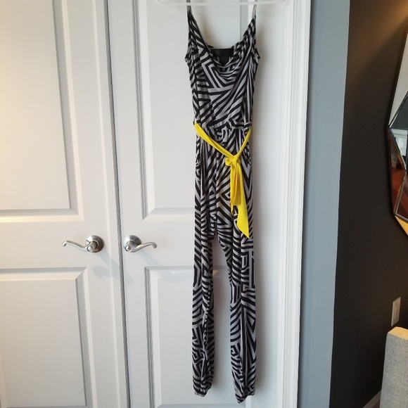 Kardashian KollectionGeo Print Tribeca Jumper - Picture 4 of 7